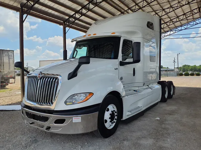 2019 NAVISTAR INTERNATIONAL LT625 SLPR CAB