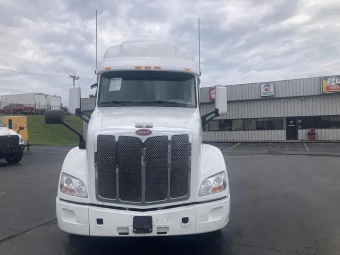 2022 Peterbilt 579