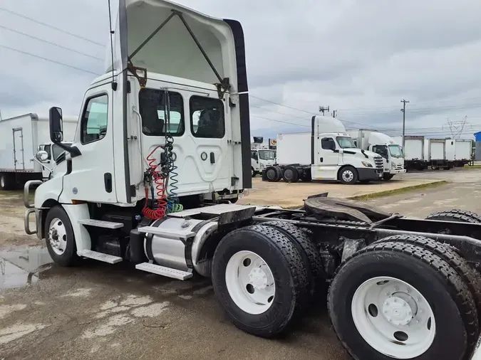 2019 FREIGHTLINER NEW CASCADIA PX12664