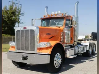 2021 PETERBILT 389