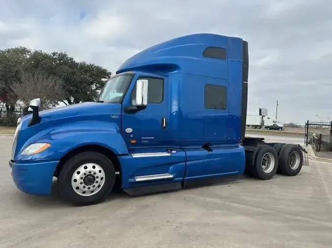 2022 International LT625