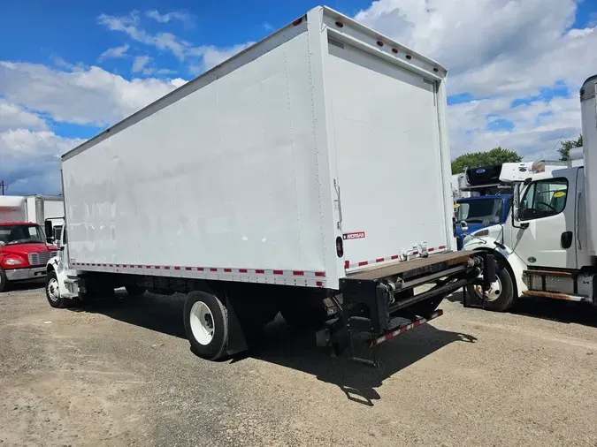 2017 FREIGHTLINER M2 106