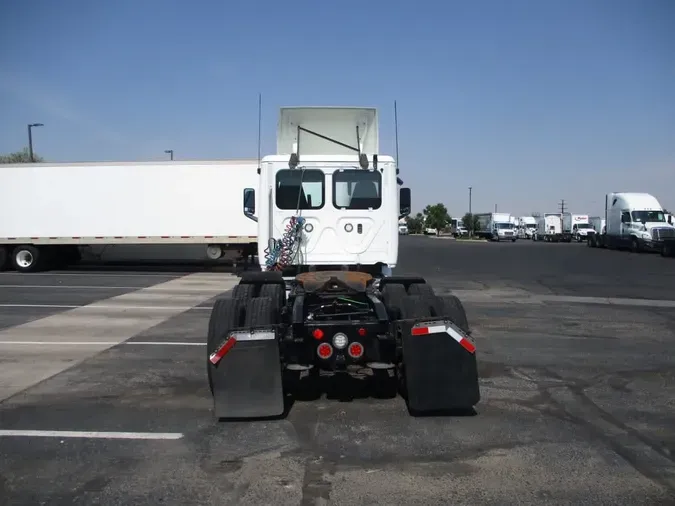 2019 FREIGHTLINER NEW CASCADIA PX12664
