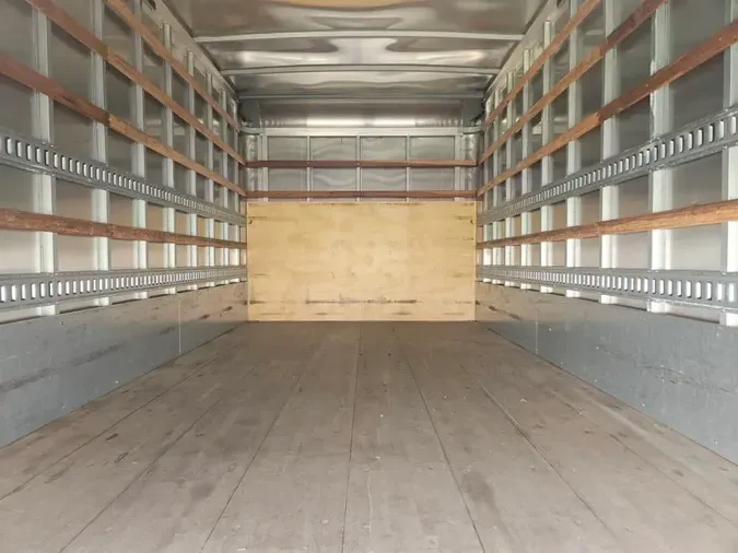 2019 ISUZU NPR HD