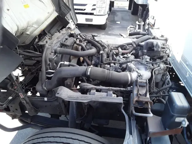 2019 ISUZU NRR