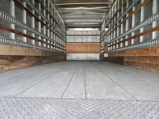 2018 FREIGHTLINER/MERCEDES M2 106