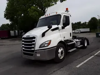 2020 FREIGHTLINER NEW CASCADIA 116