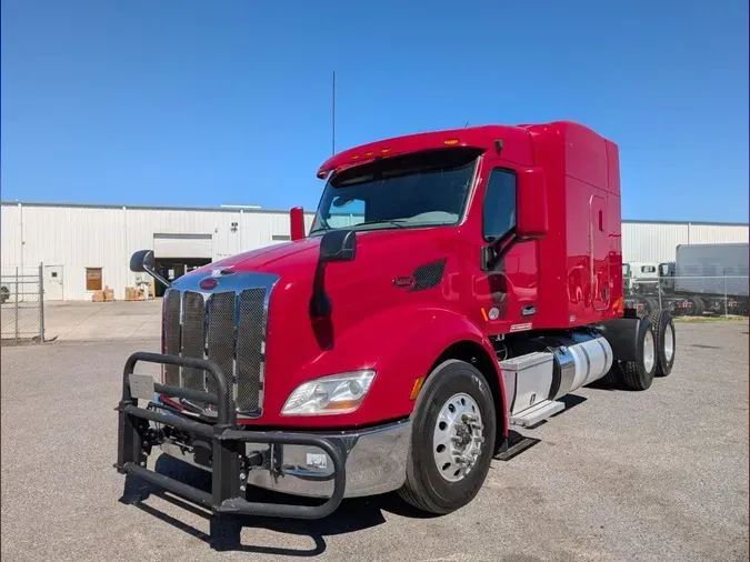 2022 Peterbilt 579