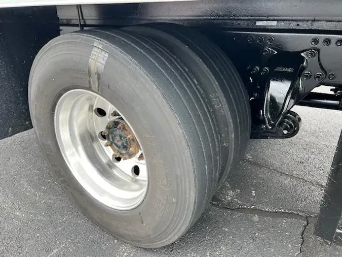 2019 Freightliner Business Class M2 106