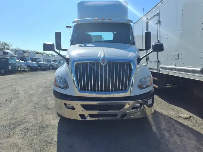 2019 NAVISTAR INTERNATIONAL LT625 DAYCAB T/Abca350727ec9a88891fc49a61f9462c6