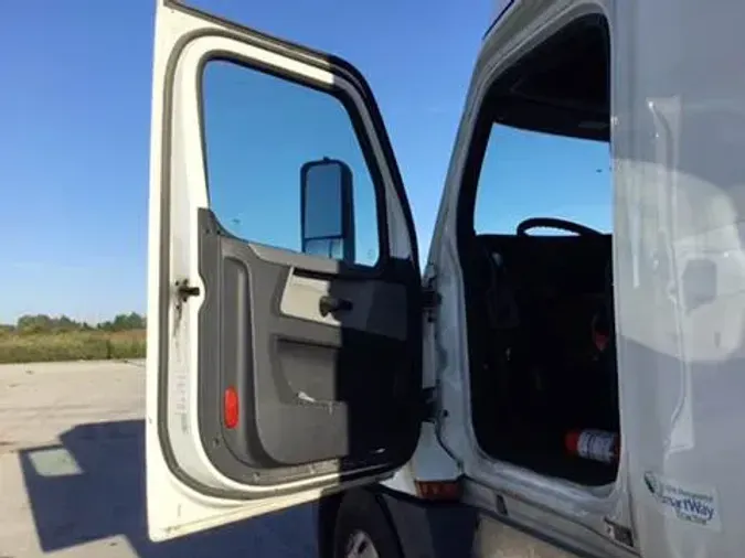 2020 Freightliner Cascadia