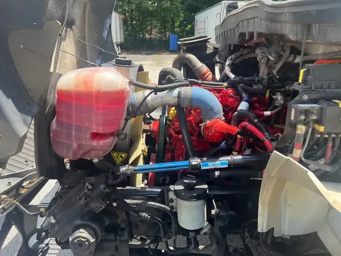 2018 NAVISTAR INTERNATIONAL 4300