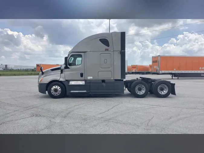 2020 Freightliner Cascadia