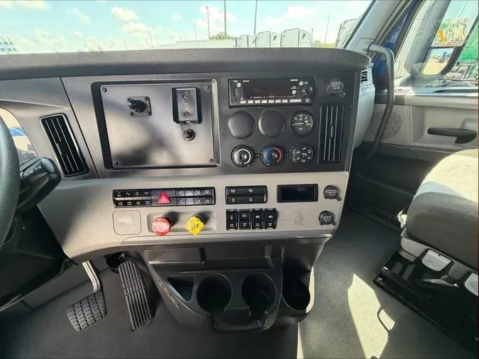 2022 Freightliner Cascadia 126bcae51ed2cbb89140dfcb76b47212181