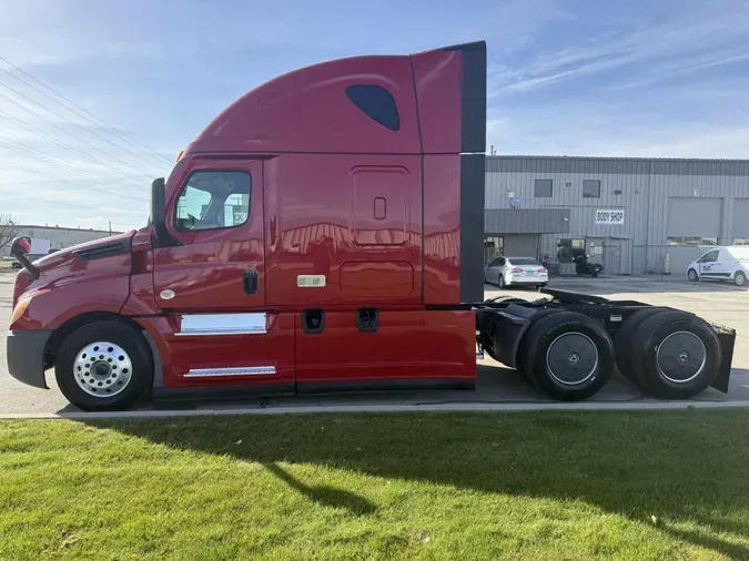 2022 Freightliner Cascadia
