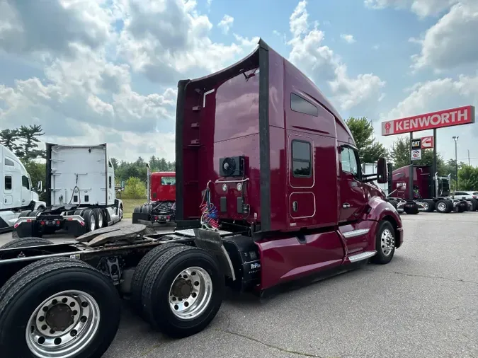 2022 Kenworth T680
