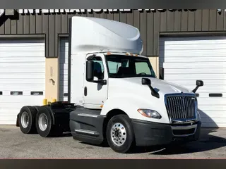 2021 INT LT625 6x4