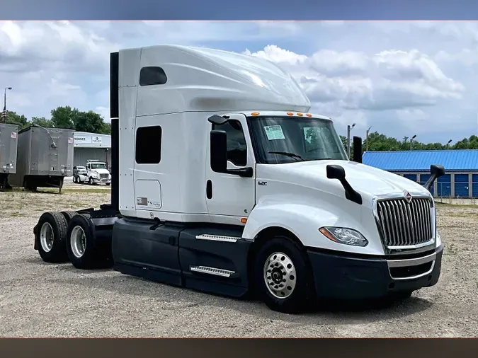 2023 INT LT625 6X4bcb93e8c19074040deb9df2073a9a175