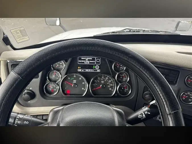 2021 PETERBILT 579