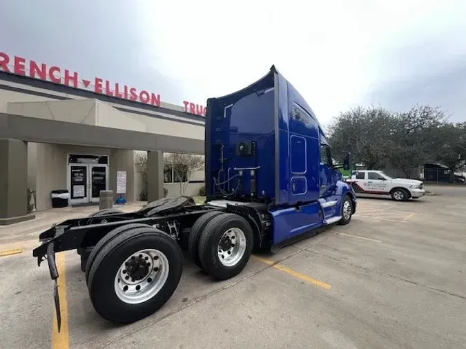 2021 Kenworth T680