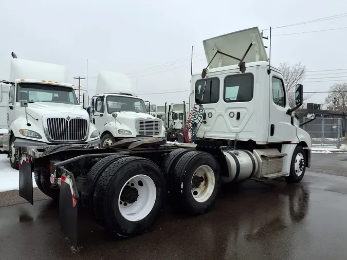 2020 FREIGHTLINER/MERCEDES NEW CASCADIA PX12664