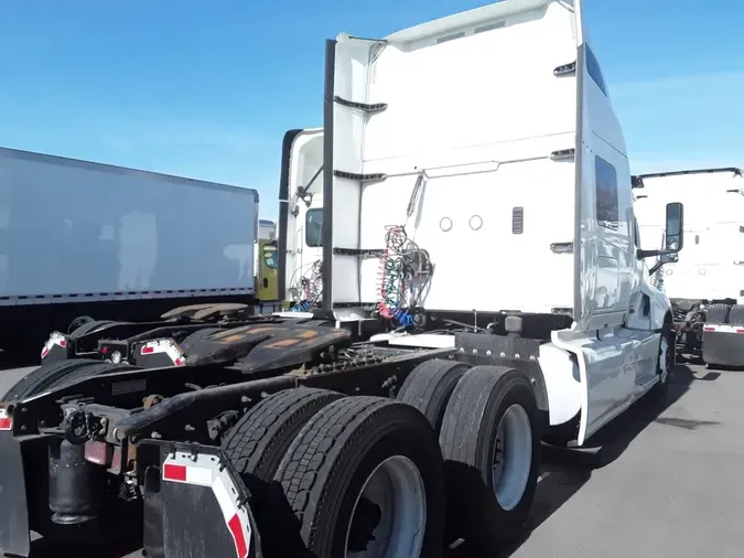 2020 NAVISTAR INTERNATIONAL LT625 SLPR CAB