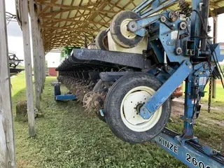 Kinze 2600