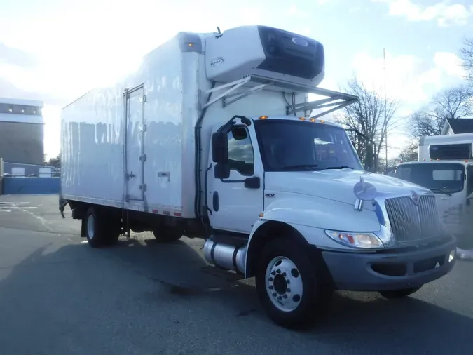 2020 NAVISTAR INTERNATIONAL MV607 (4X2)