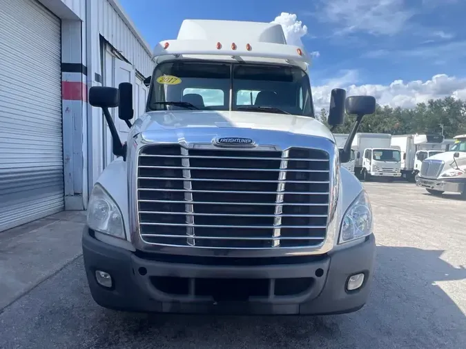 2018 FREIGHTLINER CASCADIA 125