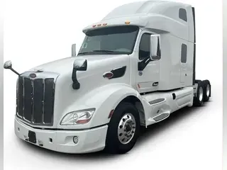 2022 Peterbilt 579