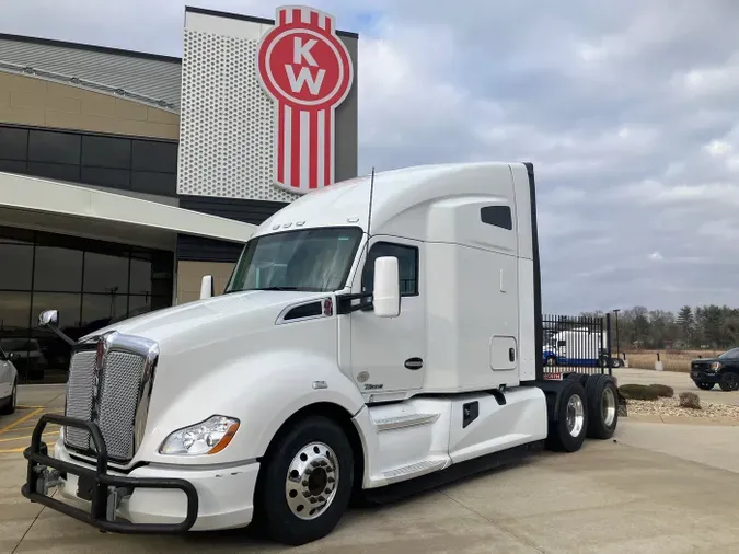 2021 Kenworth T680