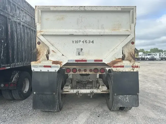 2005 CLEMENT 32 FT END DUMP