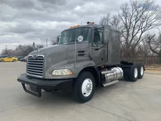 2007 MACK CX600
