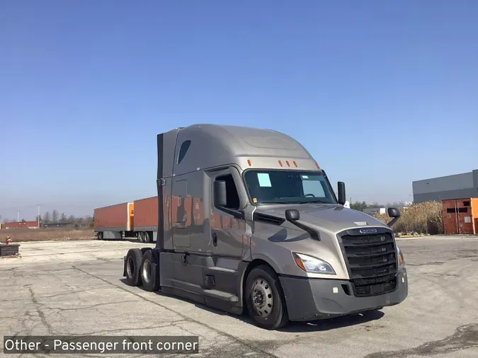 2023 Freightliner Cascadiabcdf3b0eeedafe65afd8ececd3232dfb