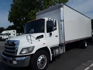 2018 HINO HINO 338