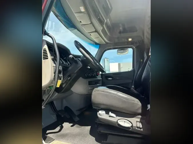 2022 Peterbilt 567