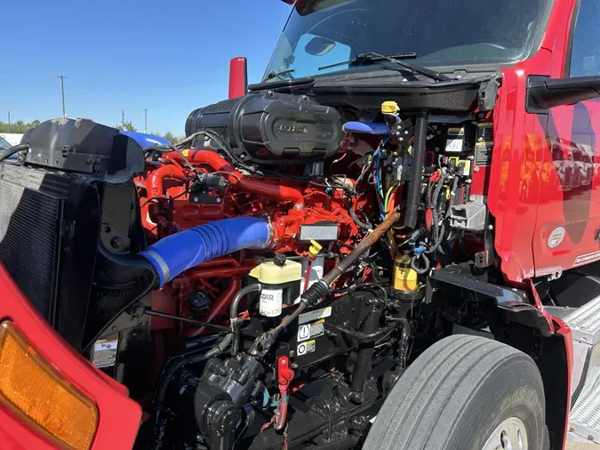 2022 Peterbilt 579bce3ca8a6c9f339a9c1327a72a3c1f3d