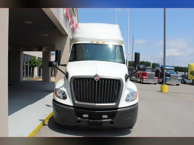 2020 International LT625