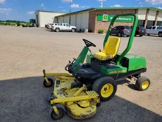 2000 John Deere F911