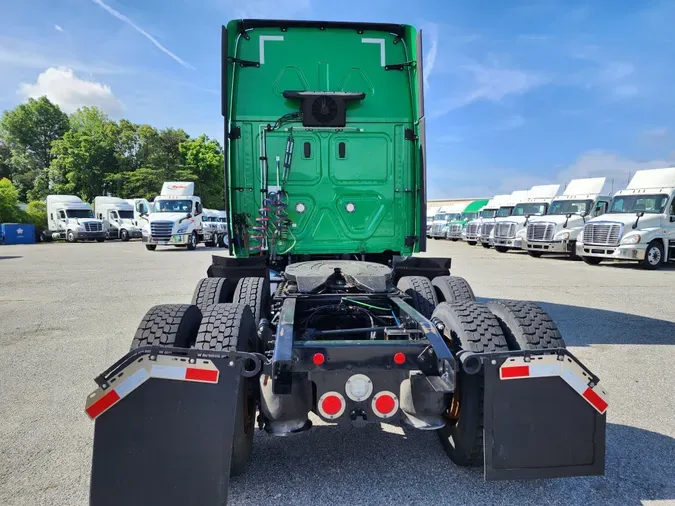 2020 FREIGHTLINER/MERCEDES CASCADIA 125