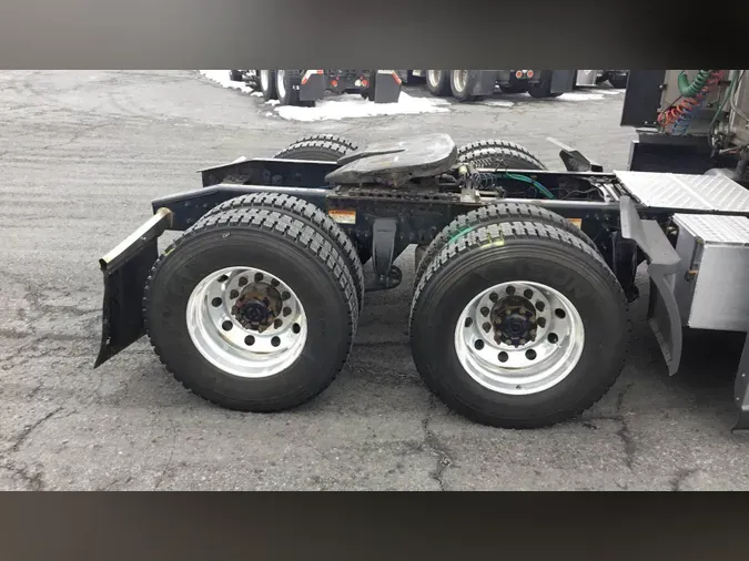 2022 Freightliner Cascadia 126bce862626a1682c8da1a23f80f0002ea