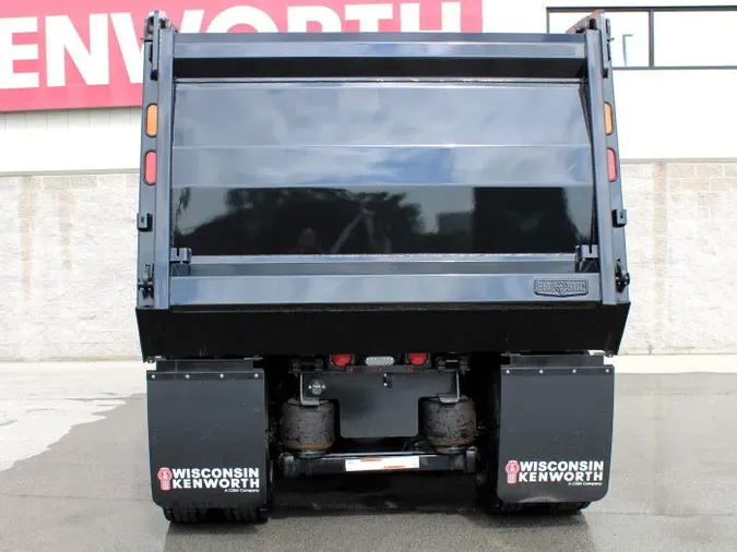 2025 Kenworth T880 Short Hood