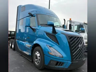 2025 VOLVO TRUCK VNL64TV04