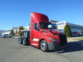 2021 FREIGHTLINER CASCADIA 126