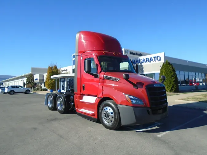 2021 FREIGHTLINER CASCADIA 126bcf07b52e76026eb8ffcf12b6b99fdc0