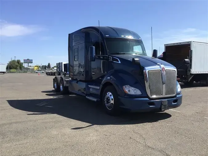 2022 KENWORTH T680bcf405be0455083984e80d91cae33bc8