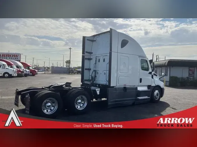 2020 FREIGHTLINER CA126