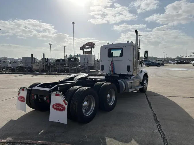 2017 Peterbilt 579