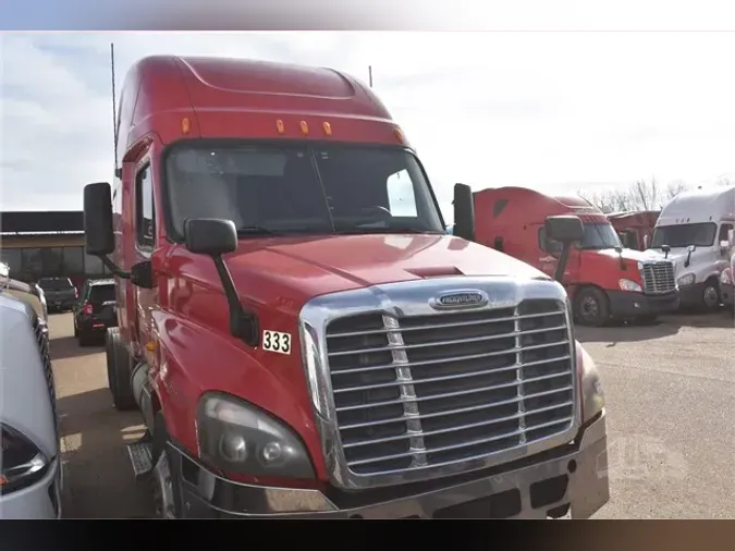 2009 FREIGHTLINER CASCADIA 125