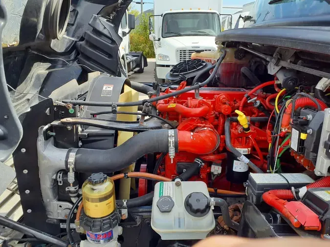 2019 FREIGHTLINER/MERCEDES M2 106